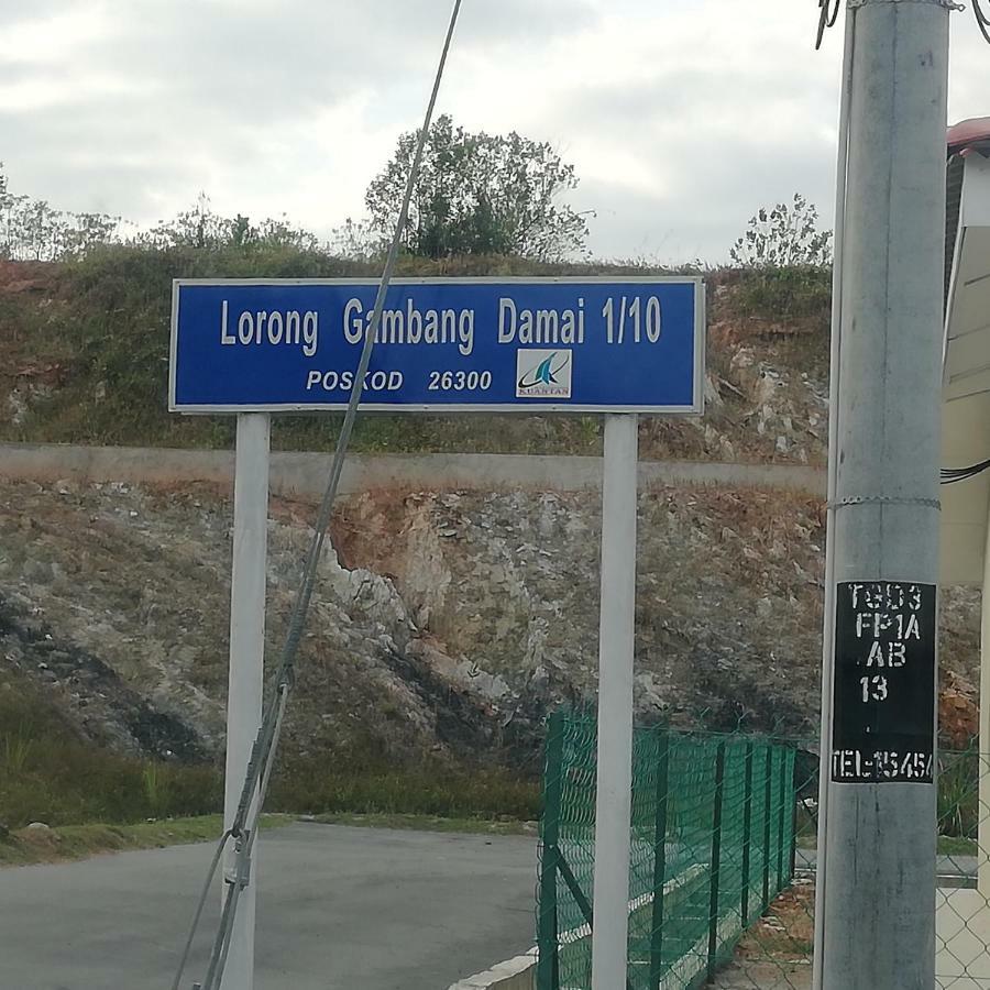 Neesa Homestay Bukit Gambang-Muslim 외부 사진